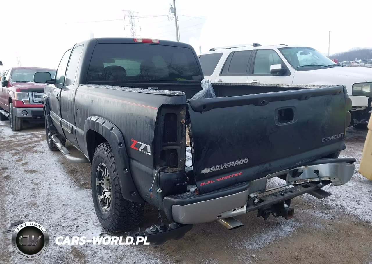 2003 Chevrolet Silverado 1500 Ls VIN:1GCEK19T43E228562 - 3