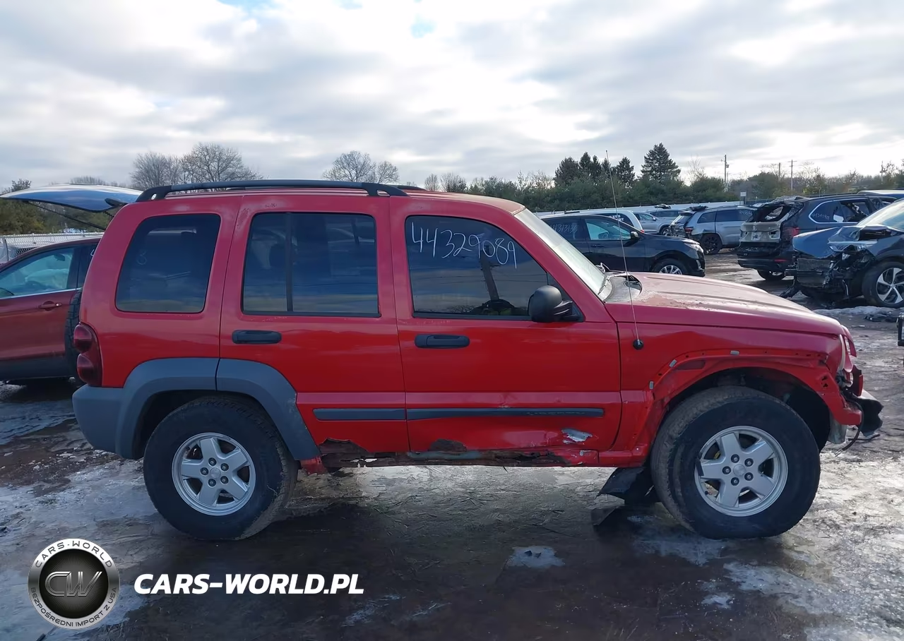 2005 Jeep Liberty Sport VIN:1J4GL48K55W609232 - 13