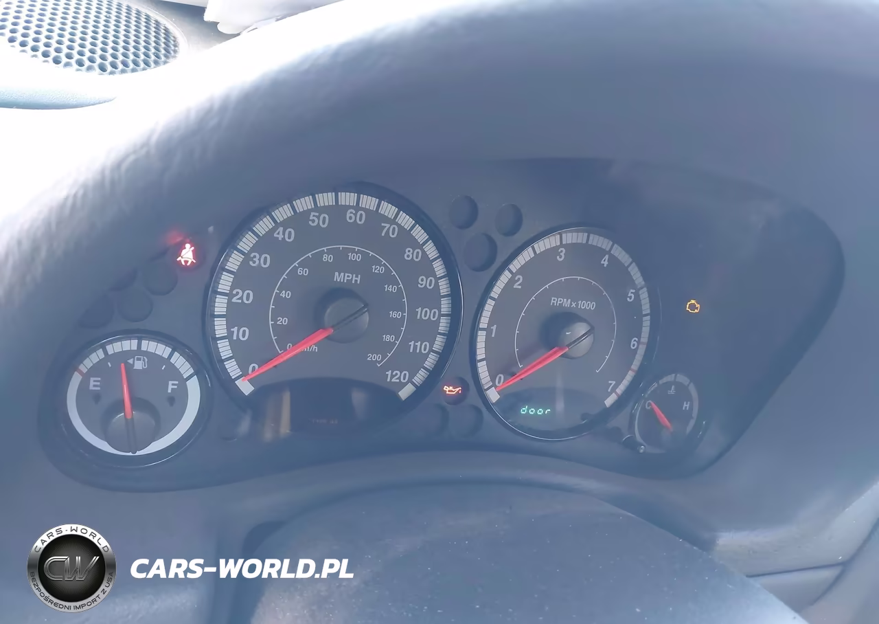 2005 Jeep Liberty Sport VIN:1J4GL48K55W609232 - 7