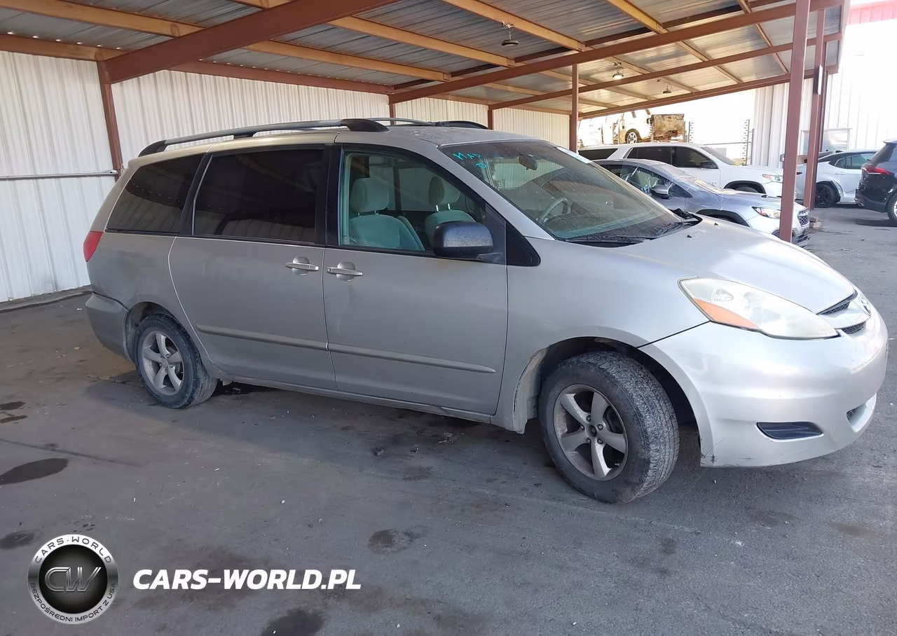 2006 Toyota Sienna Le