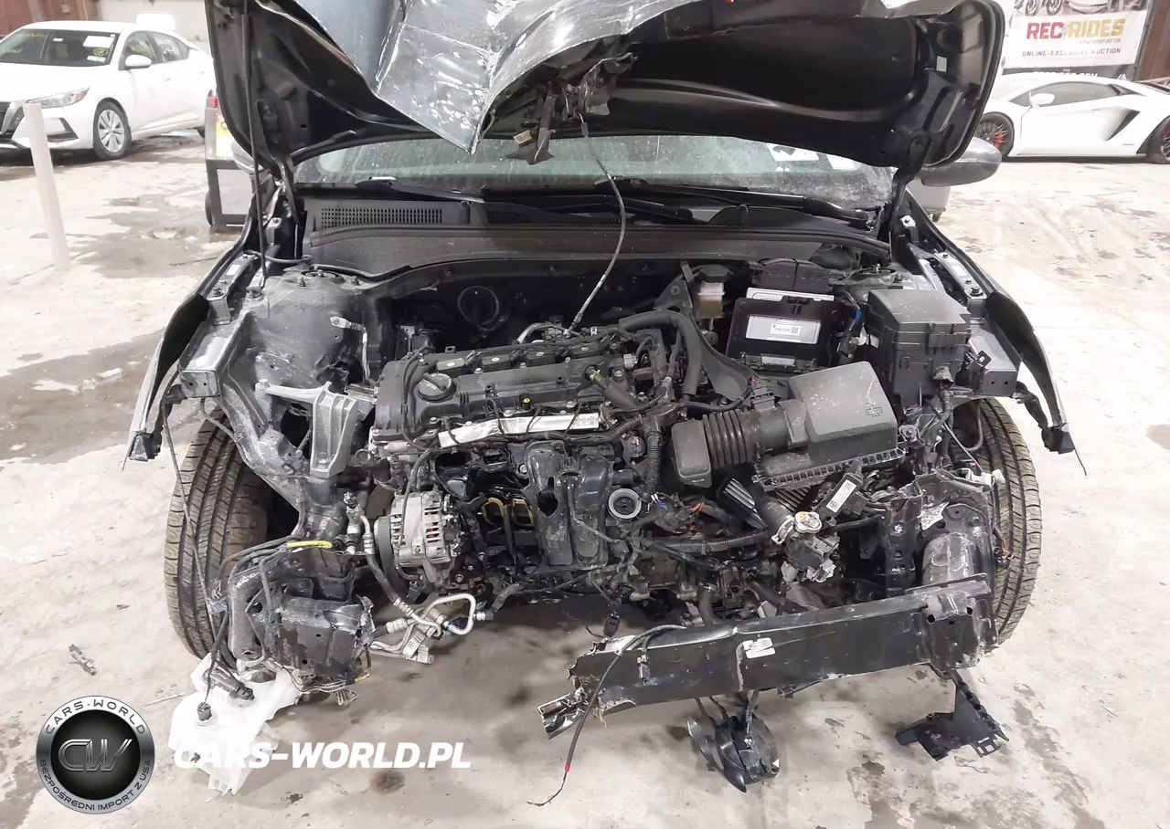 2024 Kia Forte Lxs VIN:3KPF24AD5RE699756 - 10