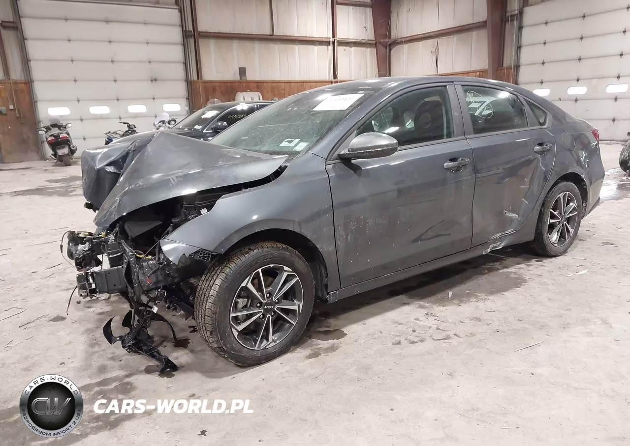 2024 Kia Forte Lxs VIN:3KPF24AD5RE699756 - 2