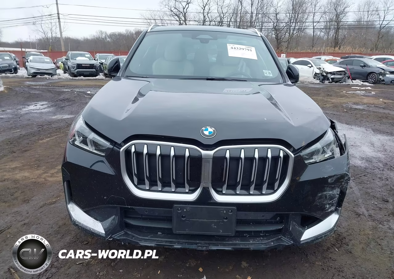 2025 BMW X1 xDrive28I VIN:WBX73EF0XS5137983 - 12