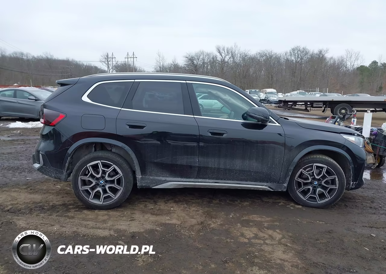2025 BMW X1 xDrive28I VIN:WBX73EF0XS5137983 - 13