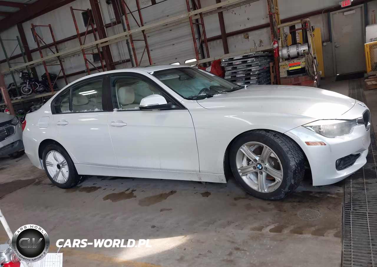 2015 BMW 320I VIN:WBA3B1C55FK141421 - 13