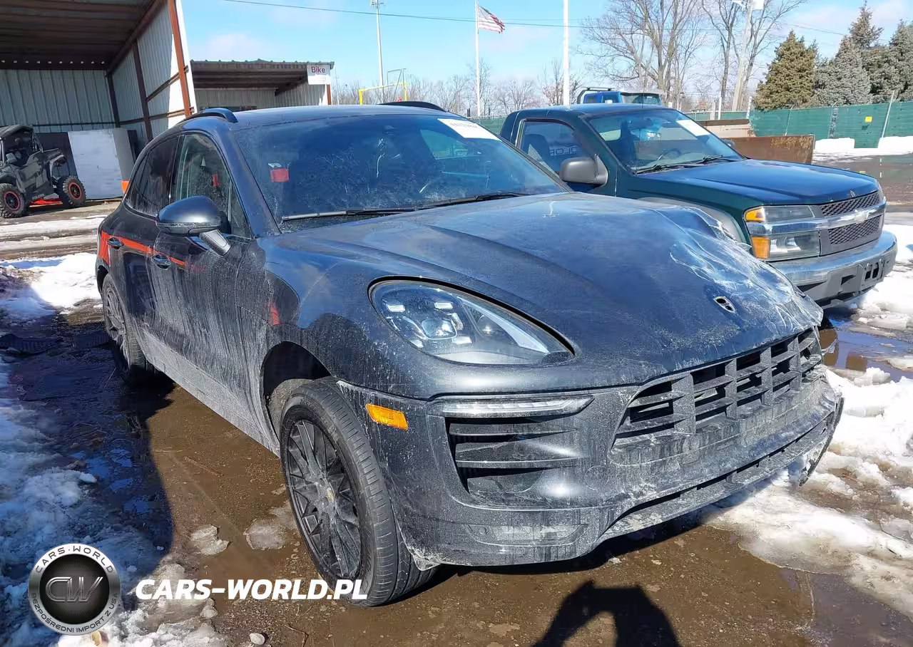 2018 Porsche Macan Gts