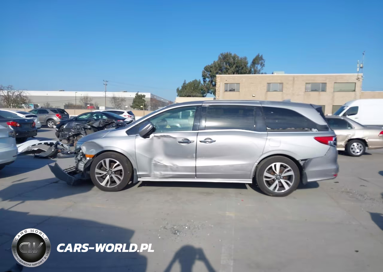 2019 Honda Odyssey Elite VIN:5FNRL6H94KB057861 - 13