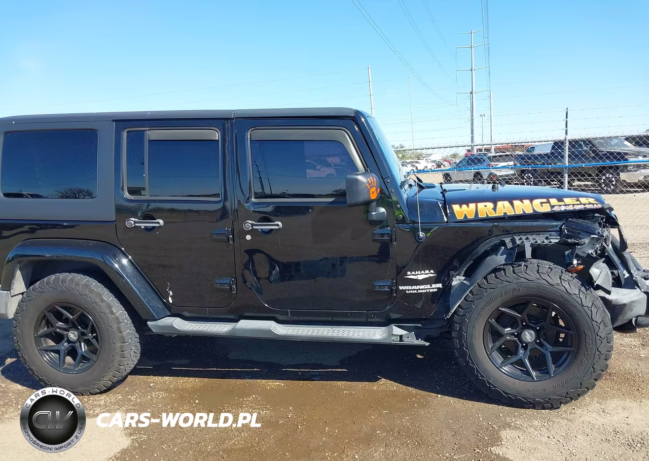 2013 Jeep Wrangler Unlimited Sahara VIN:1C4BJWEG0DL505054 - 14