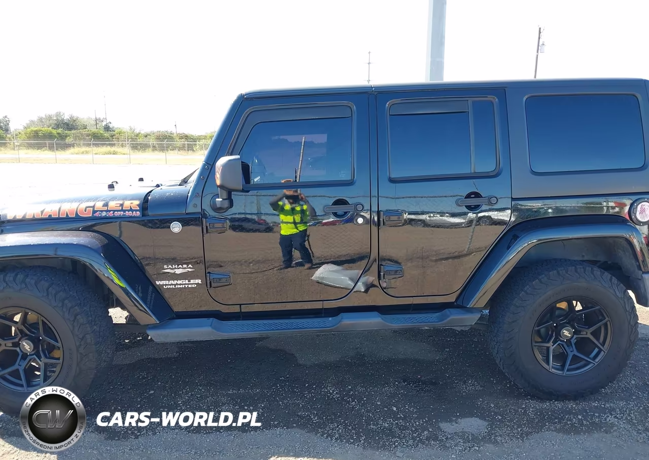2013 Jeep Wrangler Unlimited Sahara VIN:1C4BJWEG0DL505054 - 15