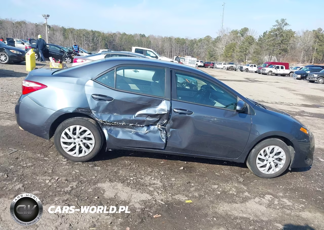 2017 Toyota Corolla Le VIN:2T1BURHEXHC781046 - 6