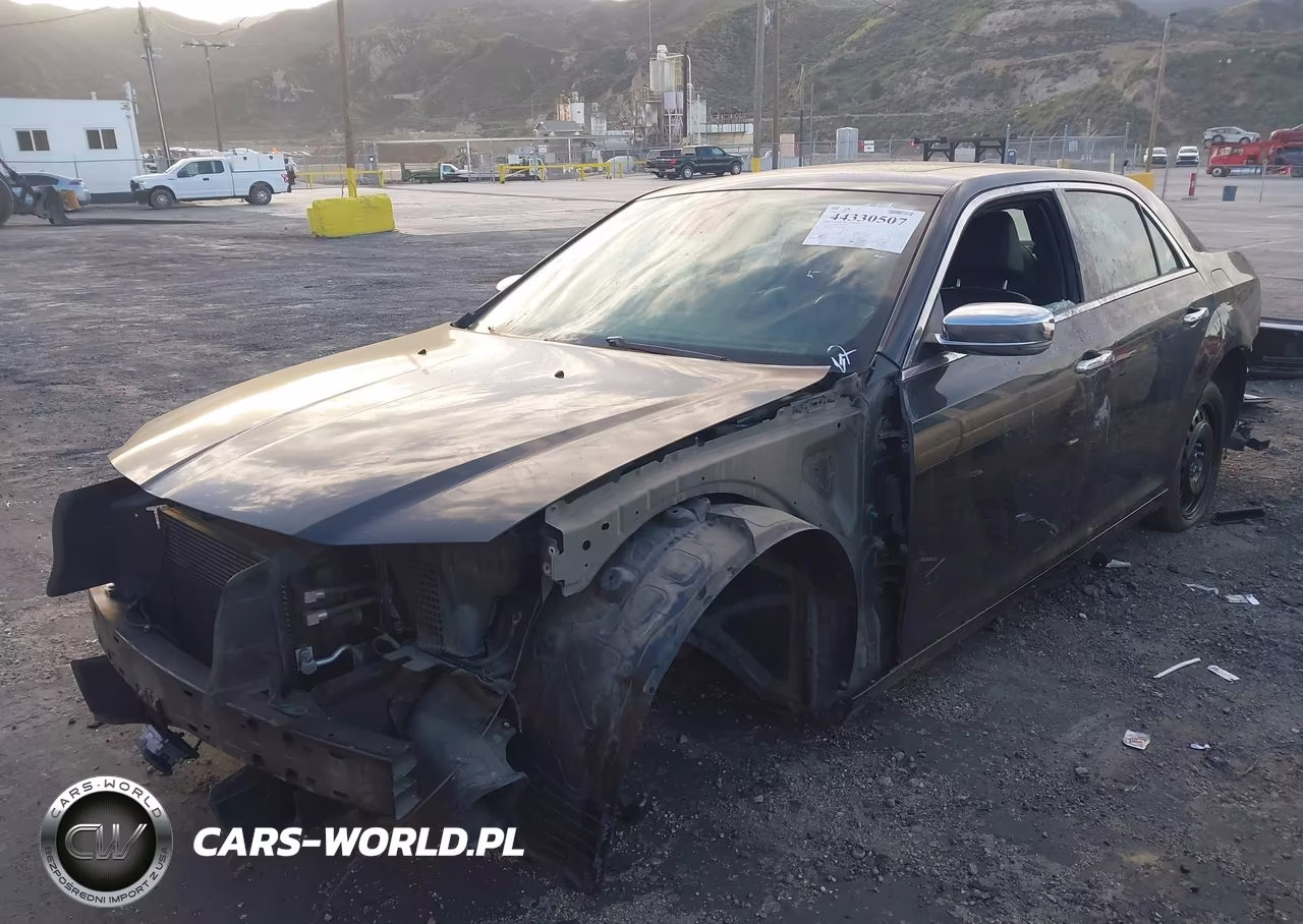 2017 Chrysler 300C VIN:2C3CCAEG9HH516501 - 2