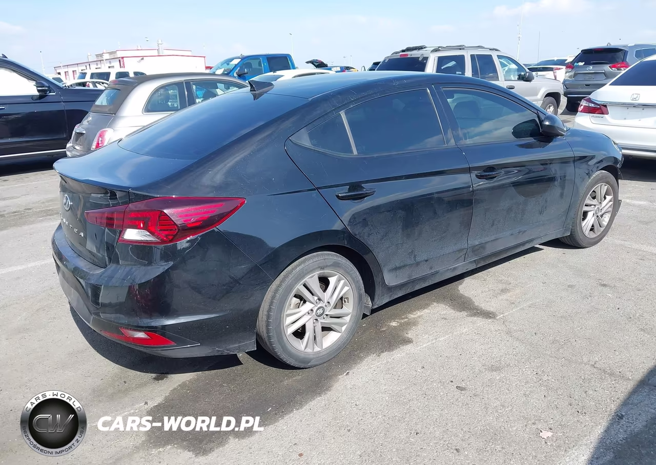 2020 Hyundai Elantra Sel VIN:5NPD84LF9LH578767 - 4