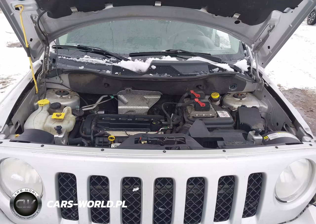 2012 Jeep Patriot Latitude VIN:1C4NJPFA7CD617260 - 10