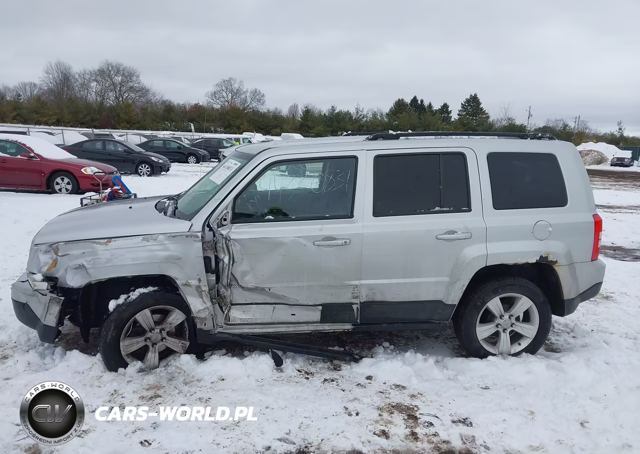 2012 Jeep Patriot Latitude VIN:1C4NJPFA7CD617260 - 14