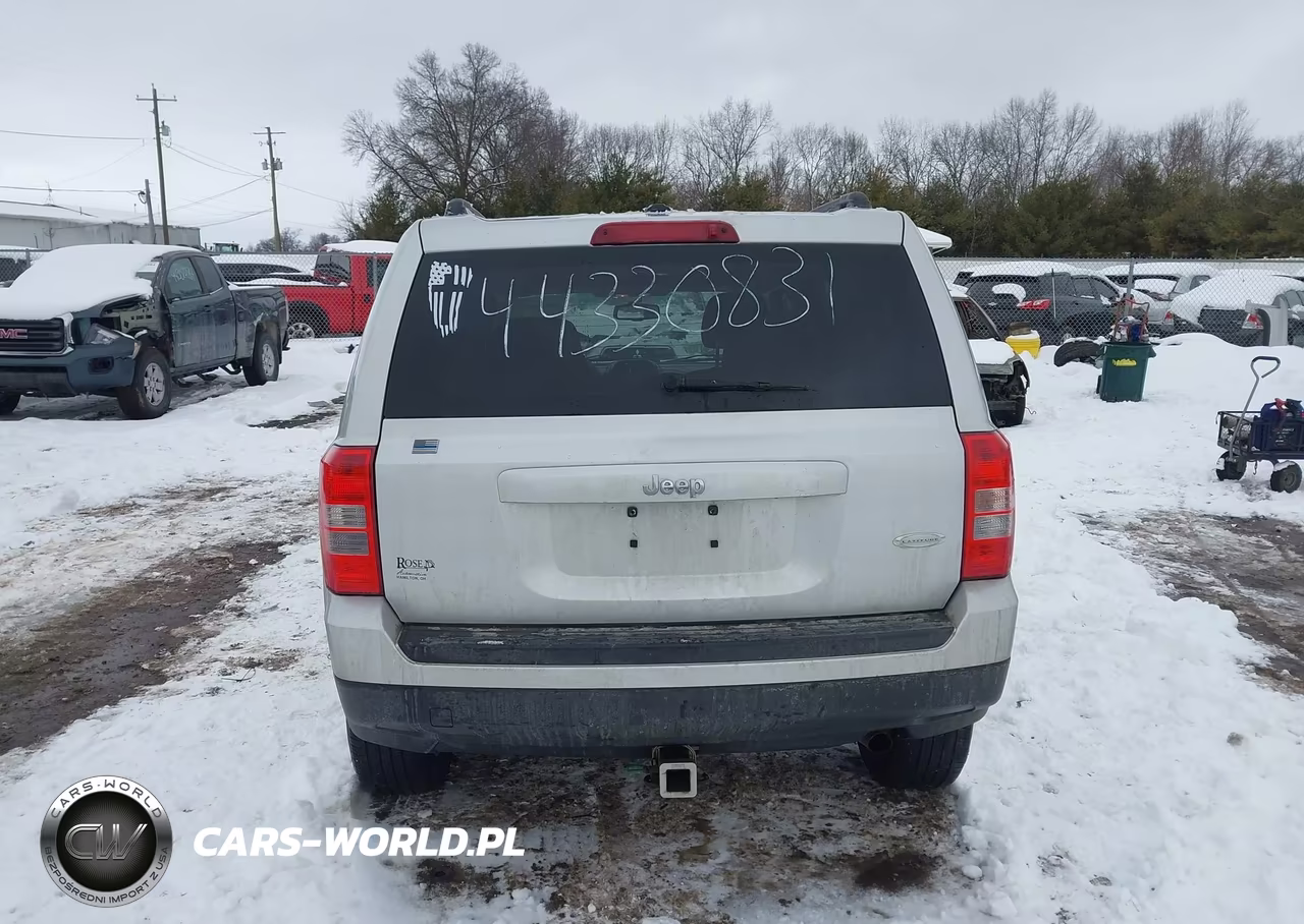 2012 Jeep Patriot Latitude VIN:1C4NJPFA7CD617260 - 16