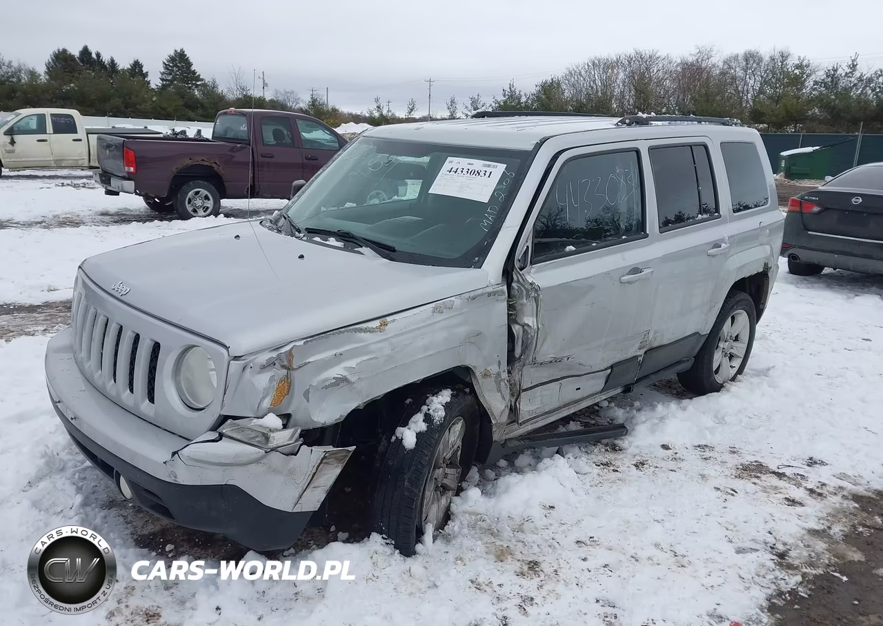 2012 Jeep Patriot Latitude VIN:1C4NJPFA7CD617260 - 2
