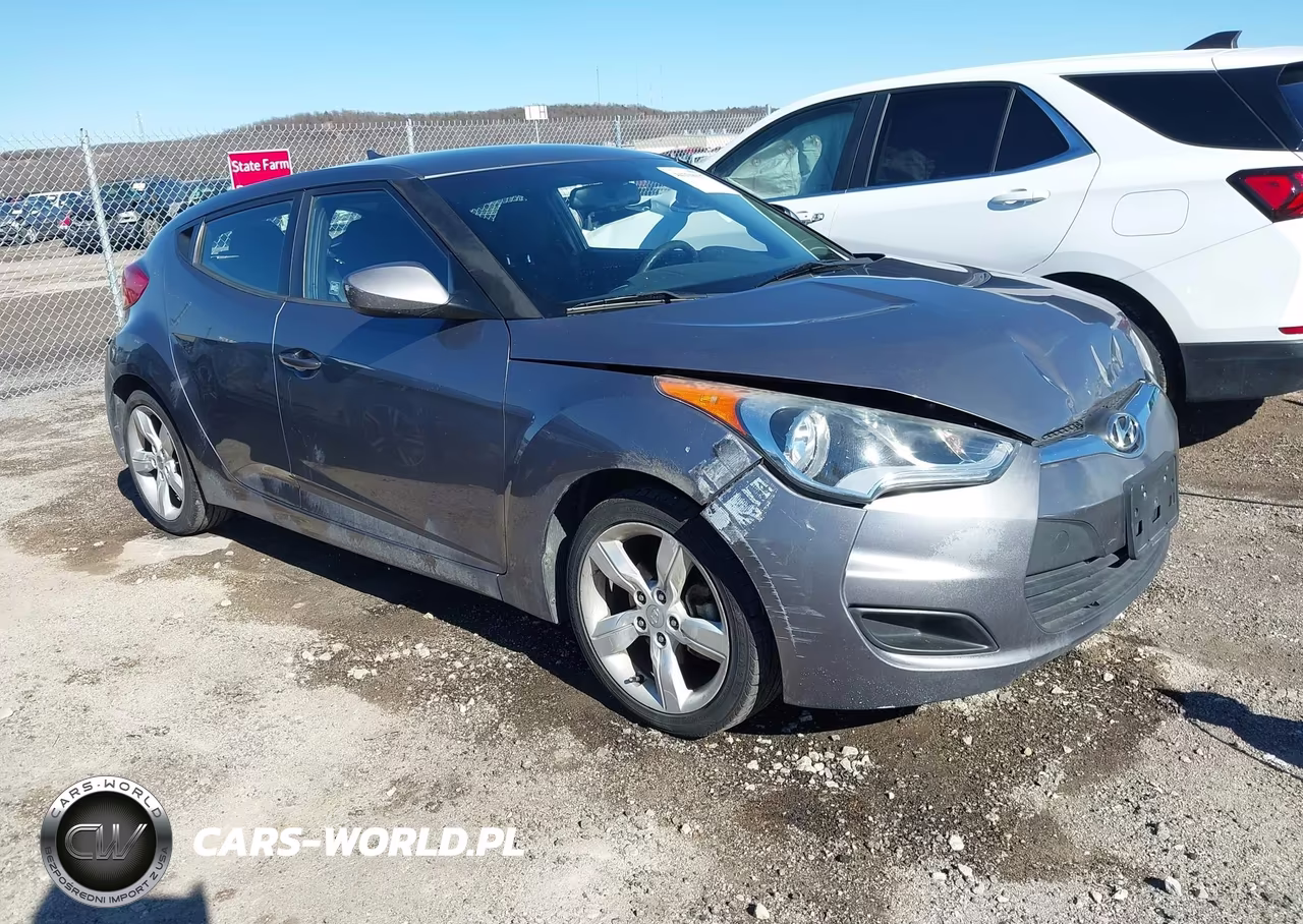 2014 Hyundai Veloster Base W-Black