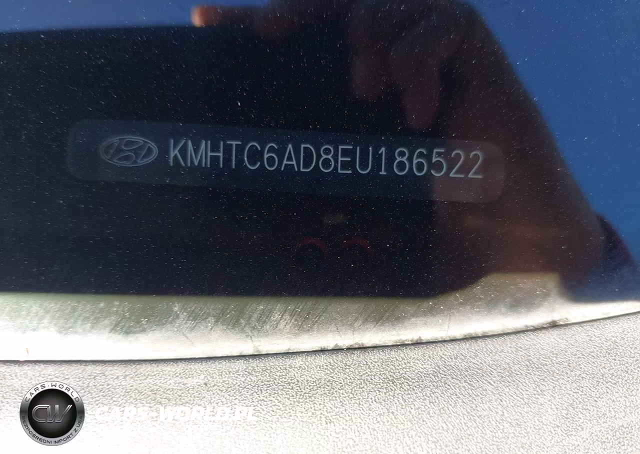 2014 Hyundai Veloster Base W-Black VIN:KMHTC6AD8EU186522 - 9