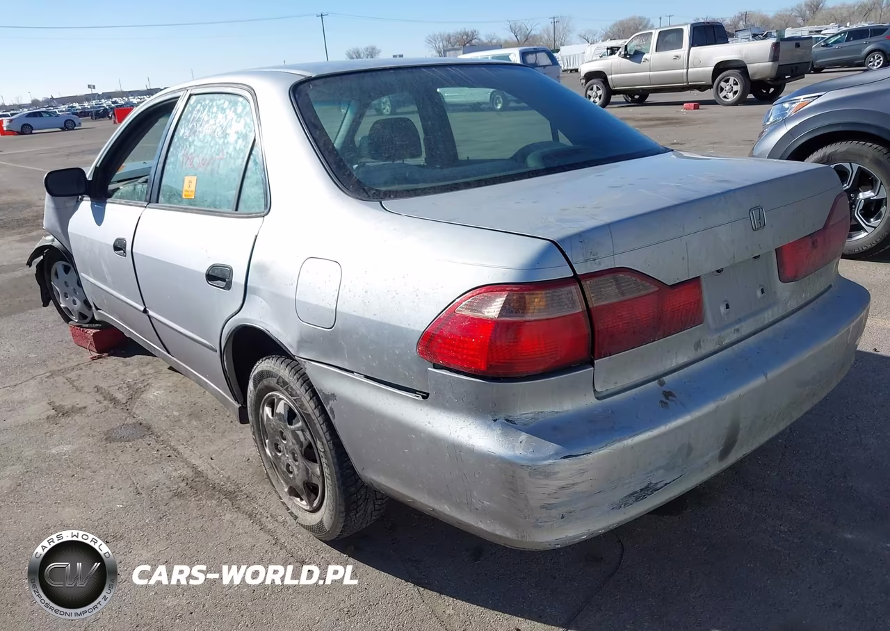 1998 Honda Accord Dx VIN:1HGCF8648WA211780 - 3