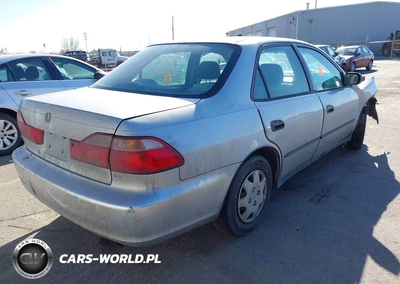 1998 Honda Accord Dx VIN:1HGCF8648WA211780 - 4