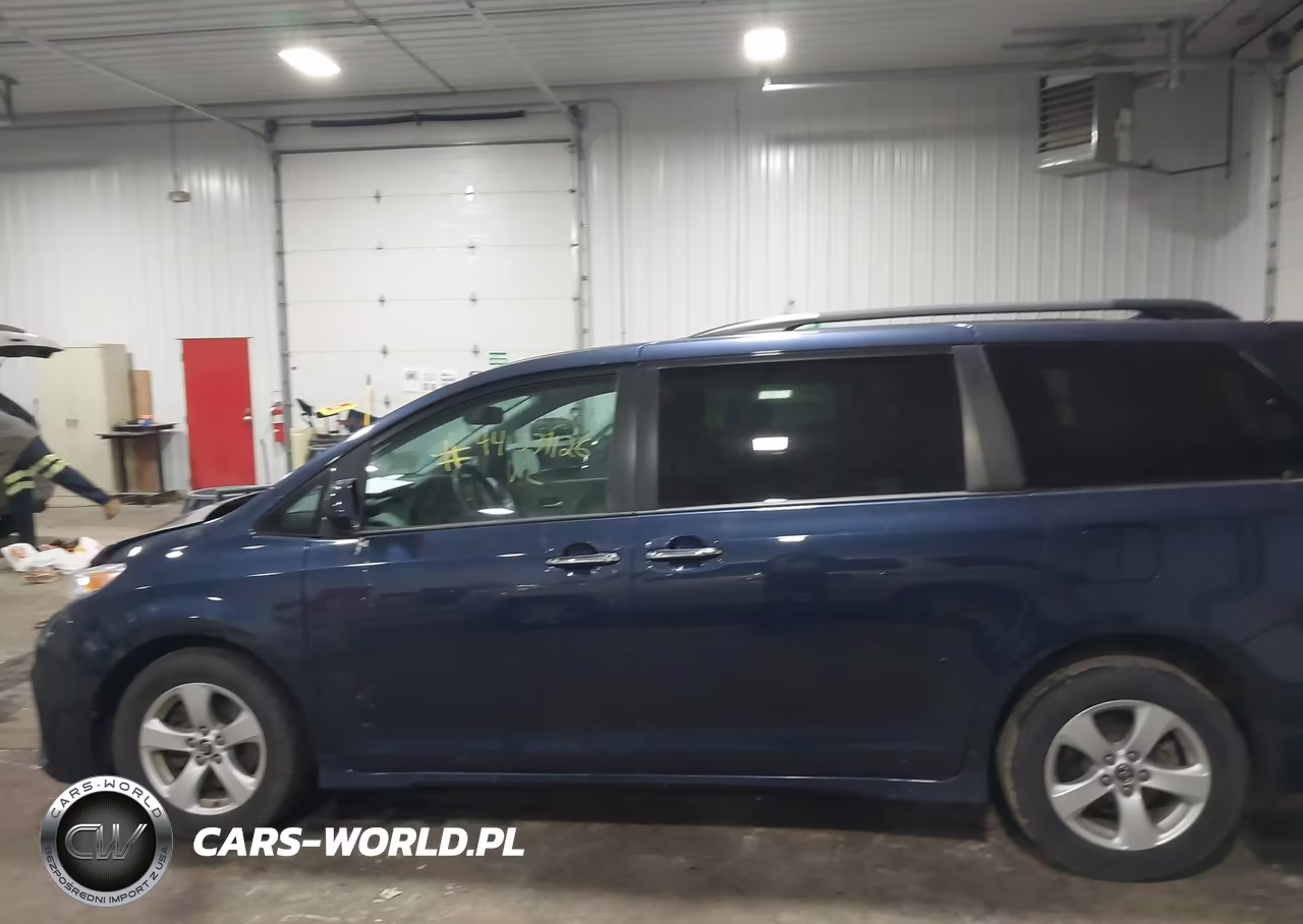 2020 Toyota Sienna Le VIN:5TDKZ3DC9LS029048 - 14