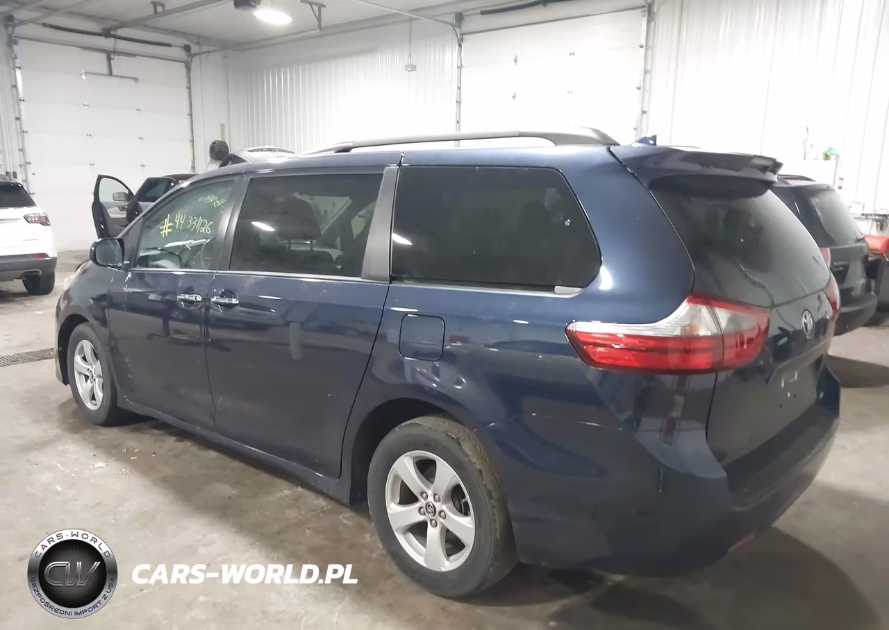 2020 Toyota Sienna Le VIN:5TDKZ3DC9LS029048 - 3