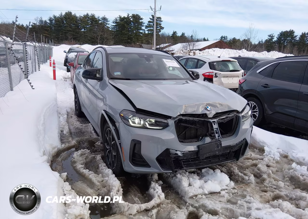 2025 BMW X4 M40I