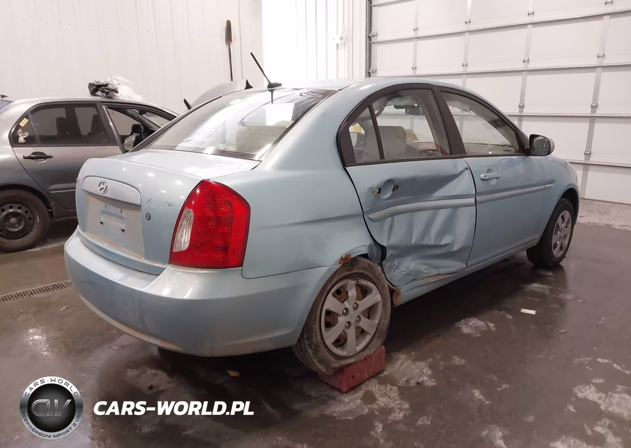 2011 Hyundai Accent Gls VIN:KMHCN4AC4BU595828 - 4