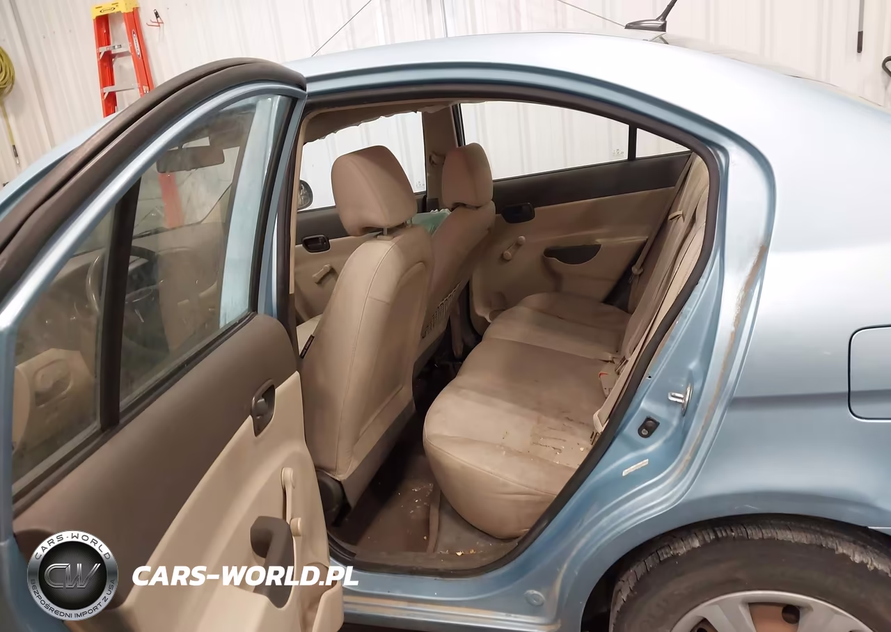 2011 Hyundai Accent Gls VIN:KMHCN4AC4BU595828 - 8