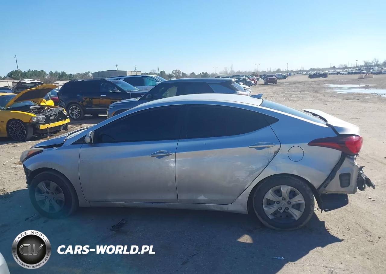 2016 Hyundai Elantra Se VIN:5NPDH4AE8GH767426 - 14