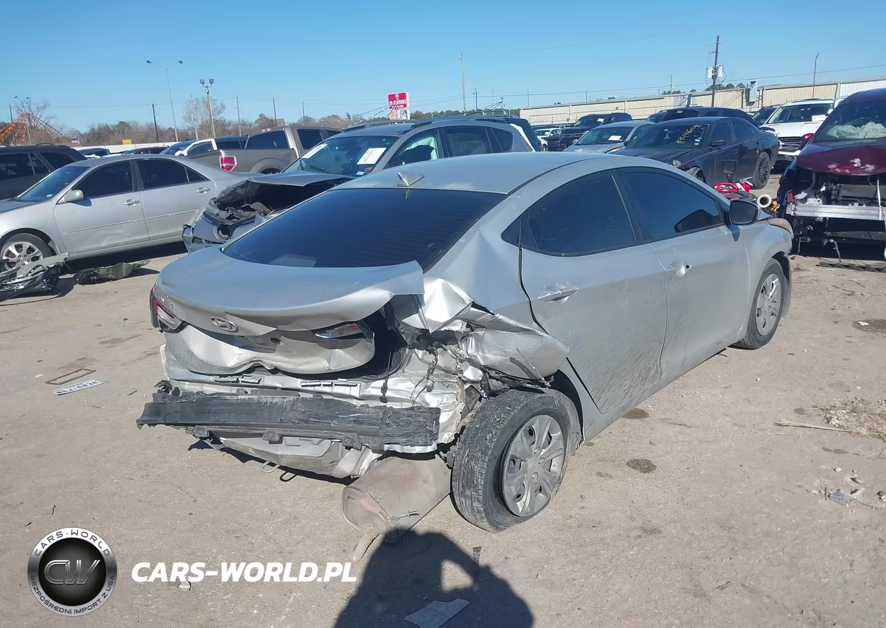 2016 Hyundai Elantra Se VIN:5NPDH4AE8GH767426 - 4