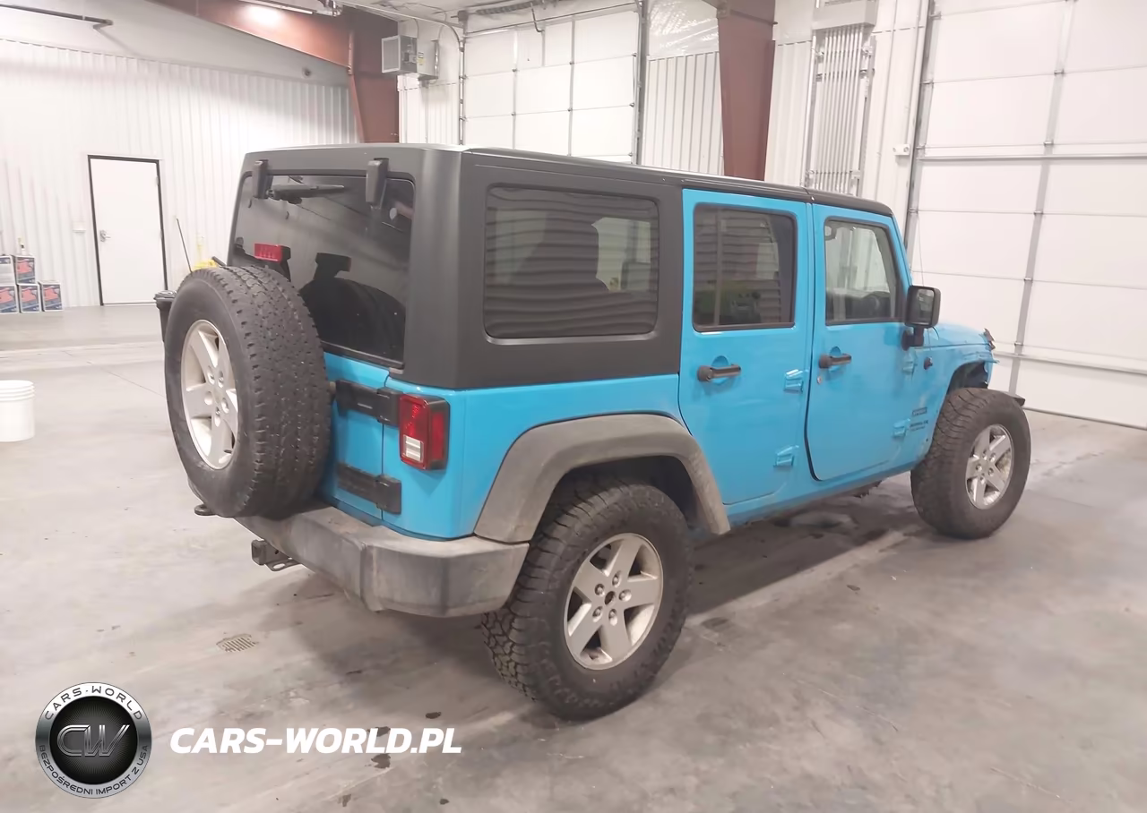 2017 Jeep Wrangler Unlimited Sport 4X4 VIN:1C4BJWDG4HL624040 - 4