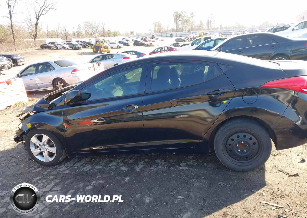 2013 Hyundai Elantra Gls VIN:5NPDH4AE6DH230808 - 15