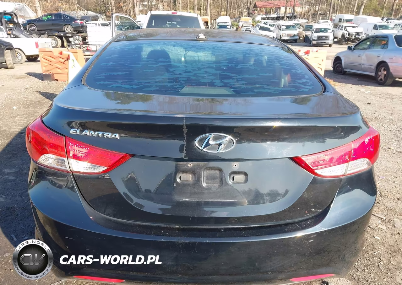 2013 Hyundai Elantra Gls VIN:5NPDH4AE6DH230808 - 17