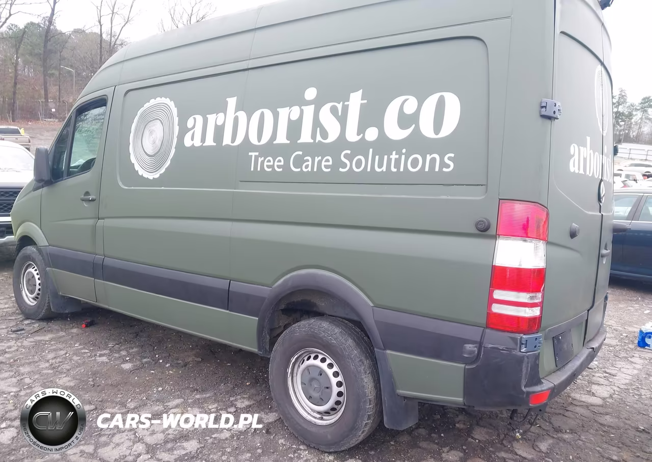 2018 Mercedes-Benz Sprinter 2500 Standard Roof V6 VIN:WD3PE7CD4JP625074 - 3