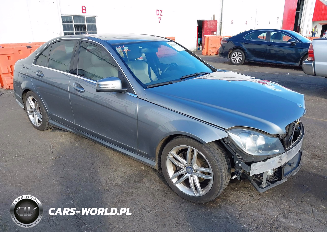 2012 Mercedes-Benz C 300 Luxury 4Matic-Sport 4Matic