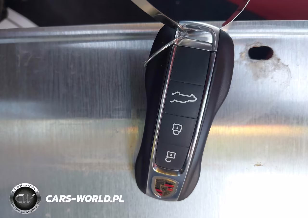 2020 Porsche Cayenne VIN:WP1AA2AY6LDA10495 - 11