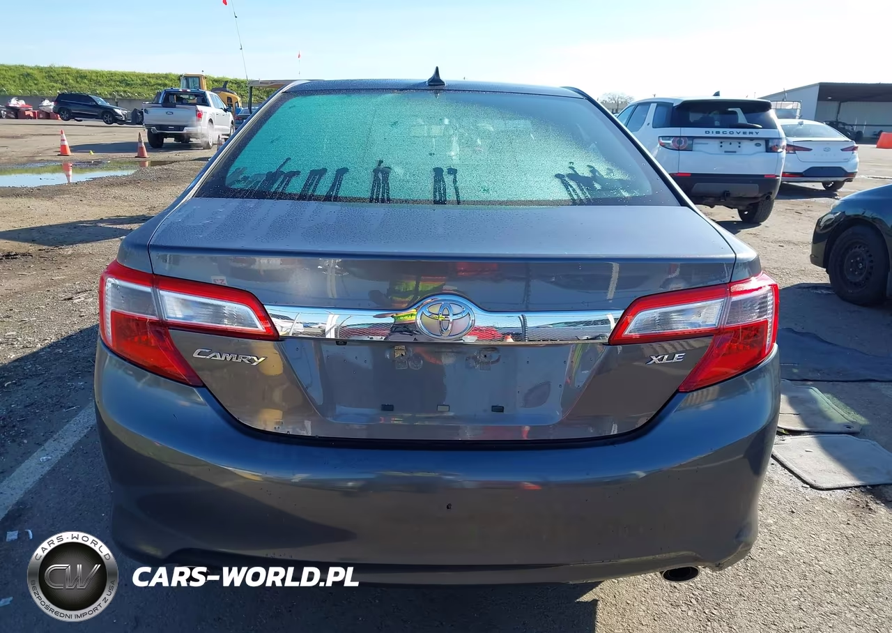 2014 Toyota Camry Xle V6 VIN:4T1BK1FK0EU538193 - 16