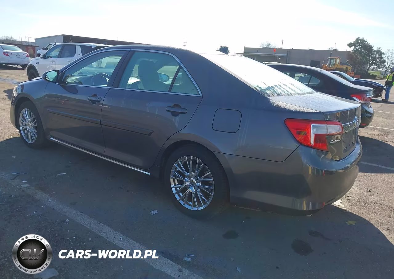 2014 Toyota Camry Xle V6 VIN:4T1BK1FK0EU538193 - 3