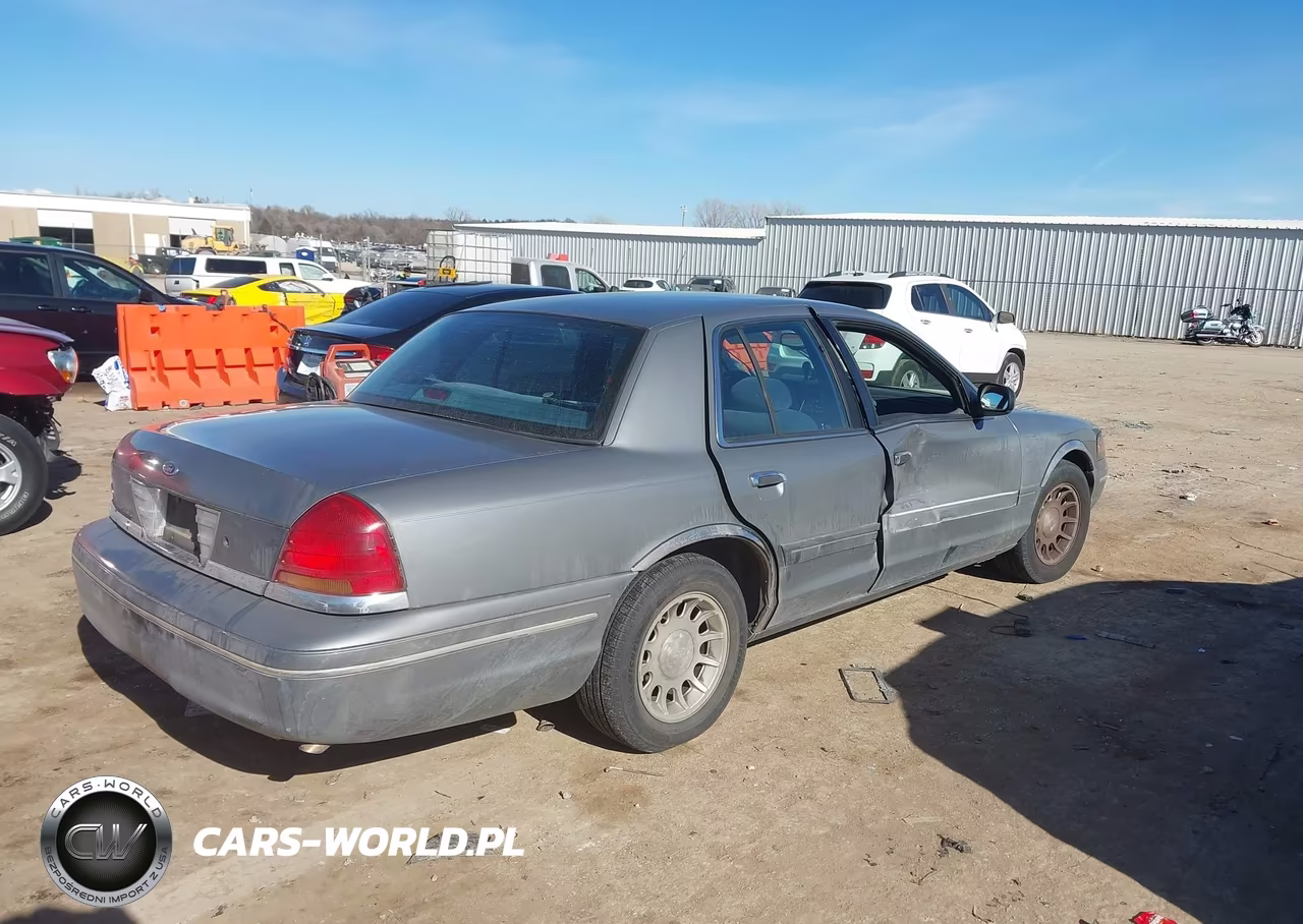 1999 Ford Crown Victoria Lx VIN:2FAFP74W2XX238284 - 4