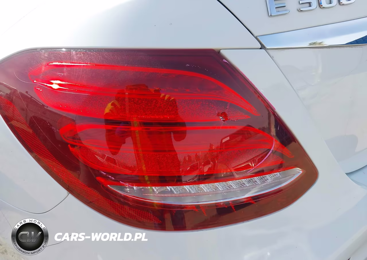2017 Mercedes-Benz E 300 VIN:WDDZF4JB0HA147962 - 6