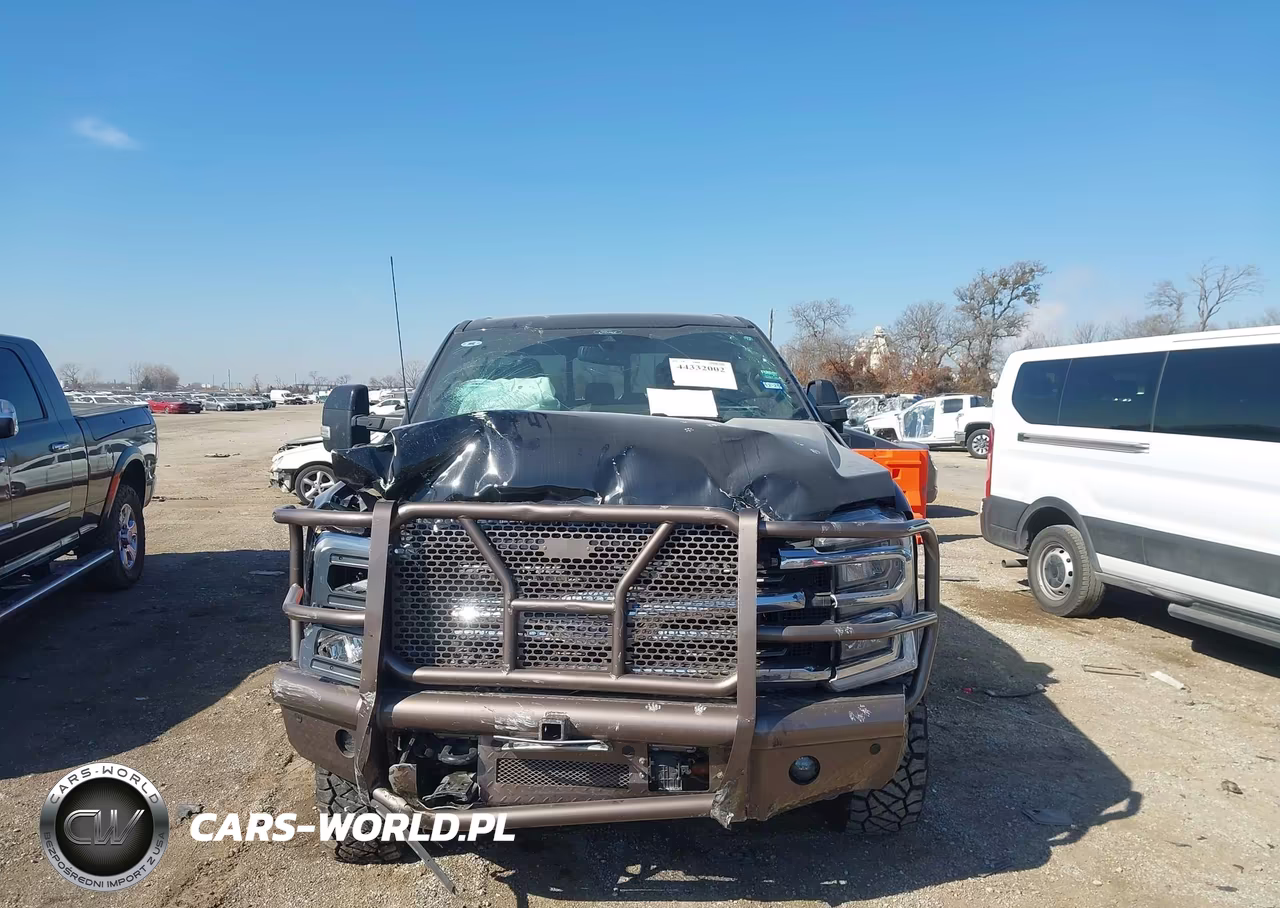 2024 Ford F-350 King Ranch VIN:1FT8W3BT4REF38677 - 10