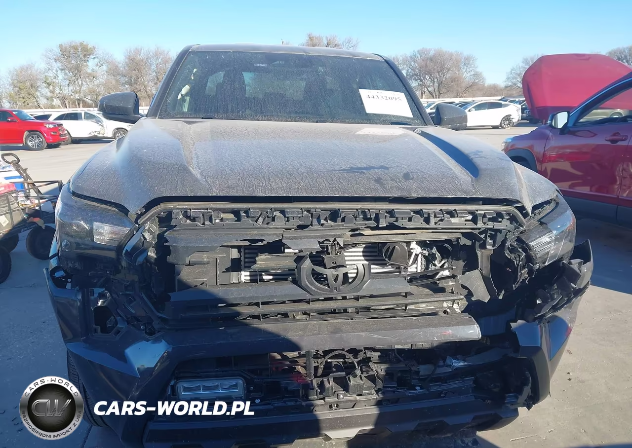 2025 Toyota Tacoma Sr5 VIN:3TMKB5FNXSM039536 - 12