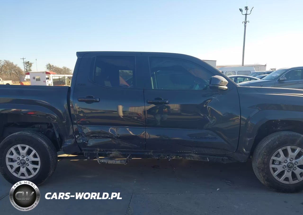 2025 Toyota Tacoma Sr5 VIN:3TMKB5FNXSM039536 - 13