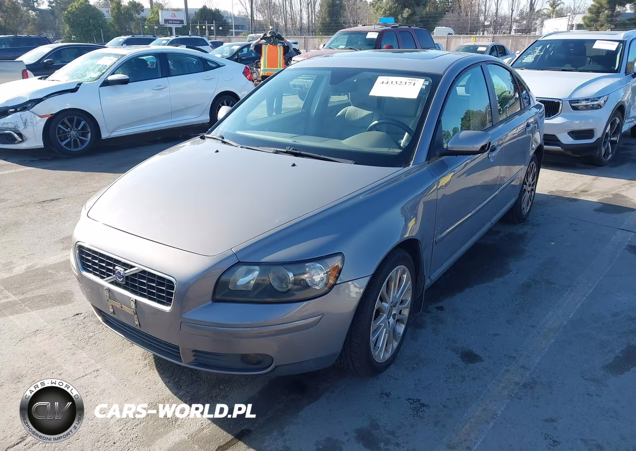 2006 Volvo S40 2.4I VIN:YV1MS382462152700 - 2