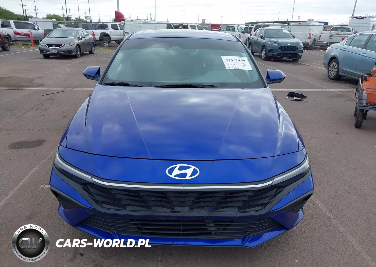 2024 Hyundai Elantra Hybrid Blue VIN:KMHLM4DJ8RU093928 - 12