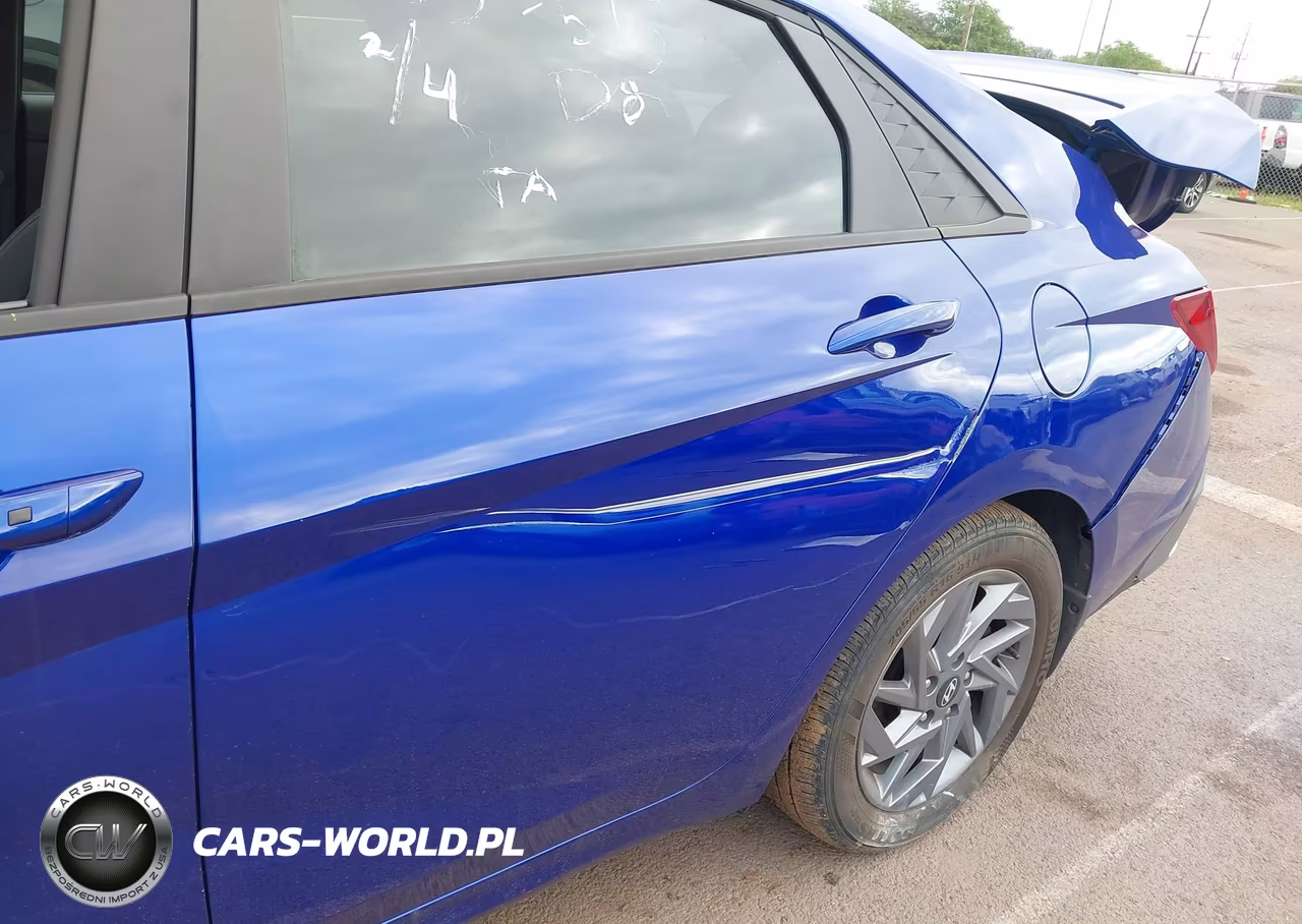 2024 Hyundai Elantra Hybrid Blue VIN:KMHLM4DJ8RU093928 - 18