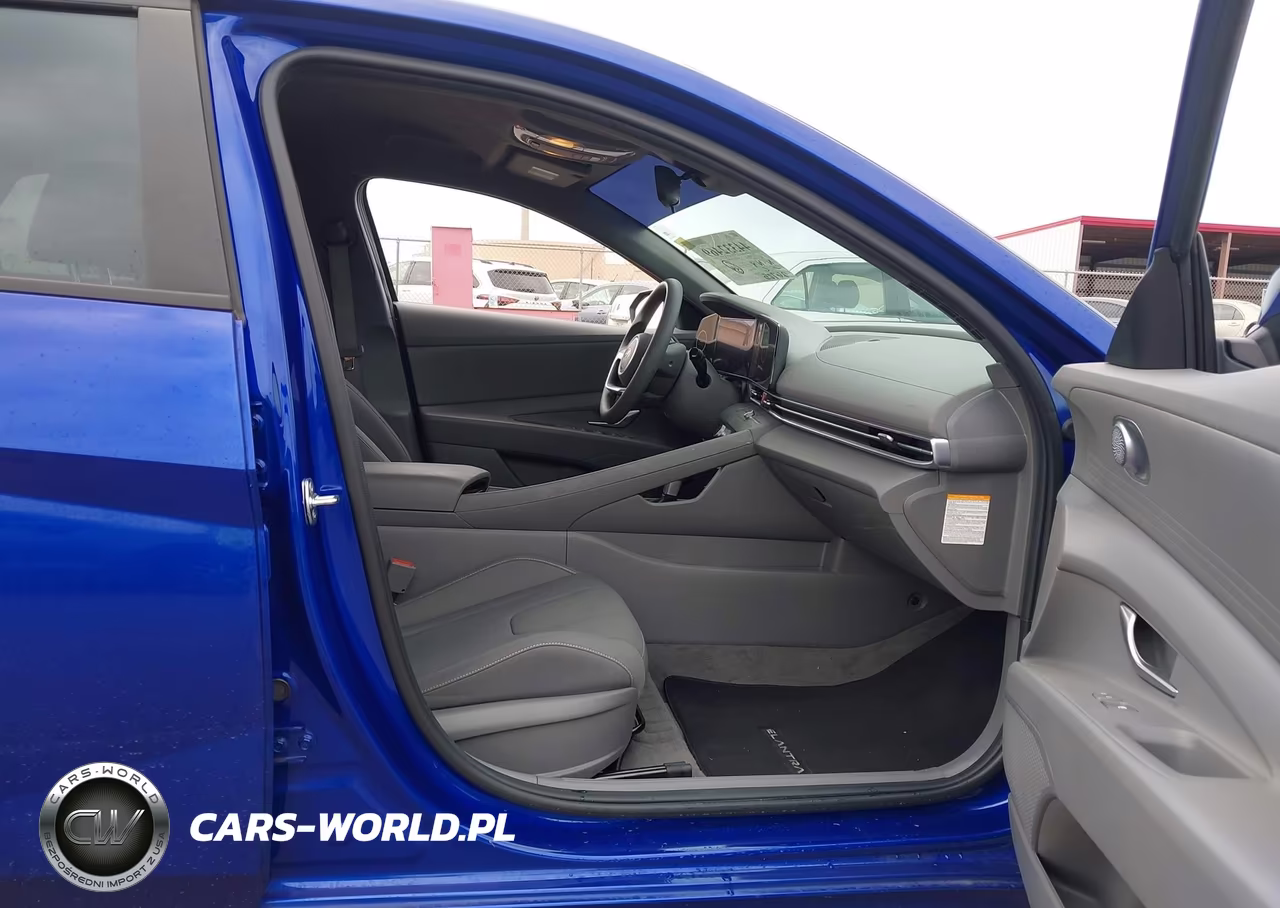 2024 Hyundai Elantra Hybrid Blue VIN:KMHLM4DJ8RU093928 - 5