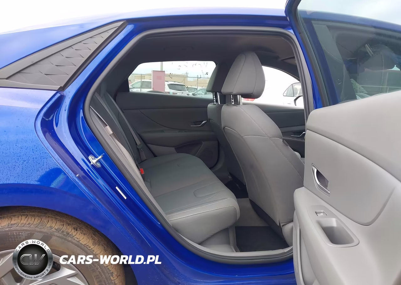 2024 Hyundai Elantra Hybrid Blue VIN:KMHLM4DJ8RU093928 - 8