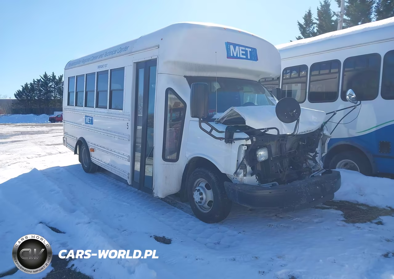 2014 Chevrolet Express Cutaway 3500